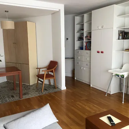 아파트 Muy Acogedor , En El Casco Antiguo. *