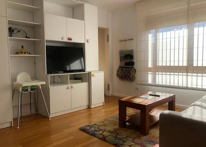 Muy Acogedor , En El Casco Antiguo.